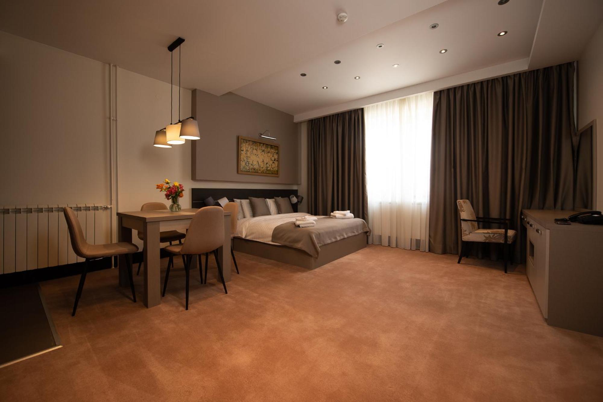 Hotel Sun Loznica Exteriér fotografie